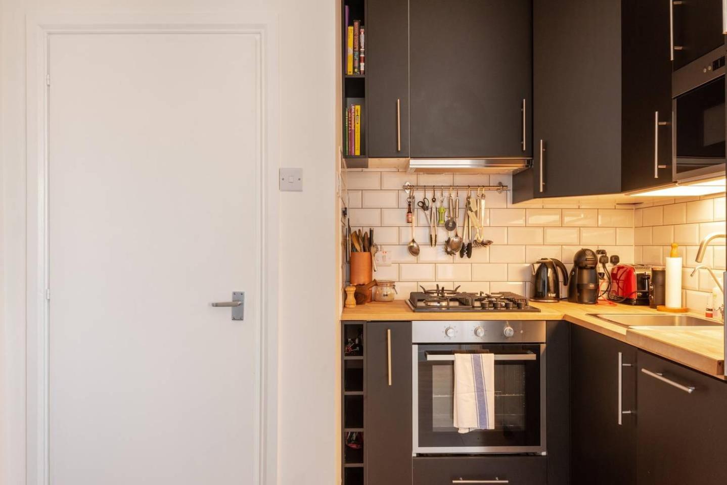 Apartament Guestready - 1Br Flat Ideally Located In Zone 2 Fits 3 Londyn Zewnętrze zdjęcie